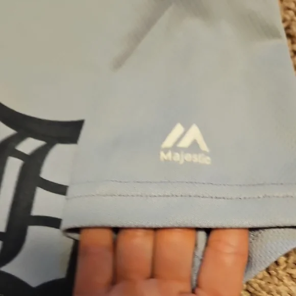 Detroit Tigers Majestic Cool Base Youth Jersey - Picture 4 of 8